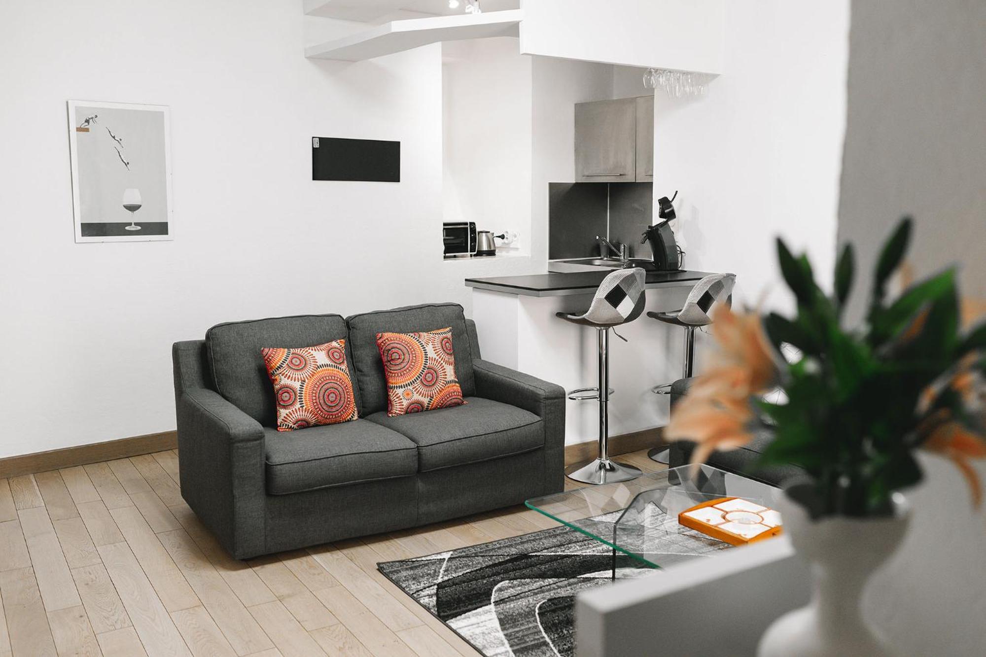 Le Cosy Du Gal, A 2 Pas Du Palais Des Papes Parking Gratuit Securise Appartement Avignon Buitenkant foto